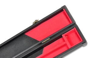 Clubman Koffer Schwarz Rot für 3/4 geteilte Queues offen